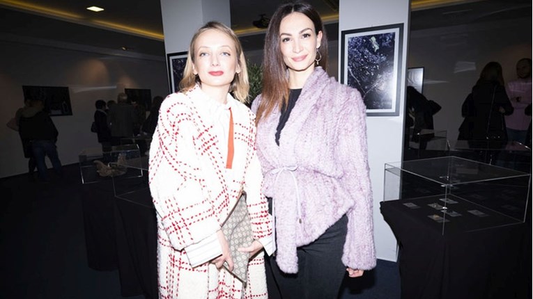 Prati trendove: Čizme Monike Kravić mnogima se neće nimalo svidjeti